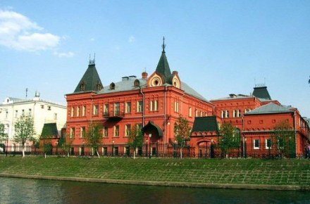Столовая Орловской банковской школы, г. Орел